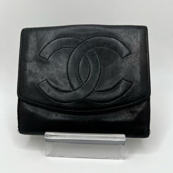 GUC Chanel Black Vintage Compact Wallet - Picture 1 of 8